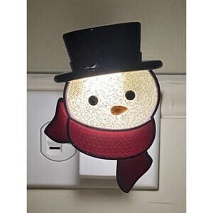 Bath & Body Works 2022 DAPPER SNOWMAN ⛄ NIGHTLIGHT Wallflowers Fragrance Plug